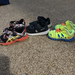 Kids Tennis Shoes