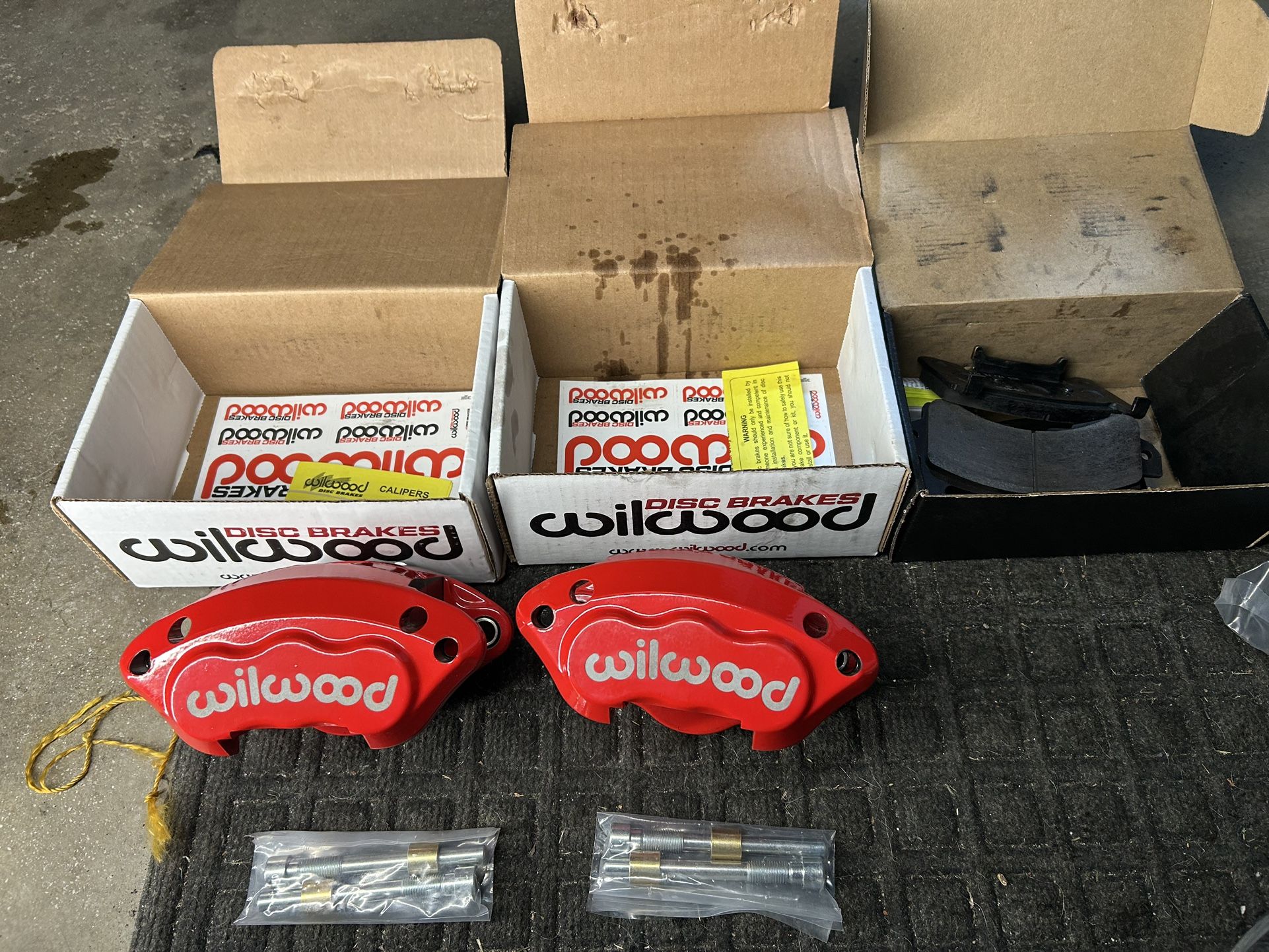 Wilwood 140-12101-R Red D154 Rear Caliper Kit