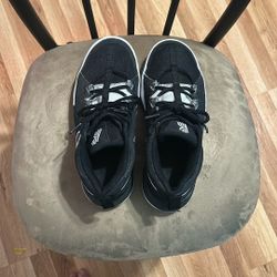 Kyrie Flytrap 6