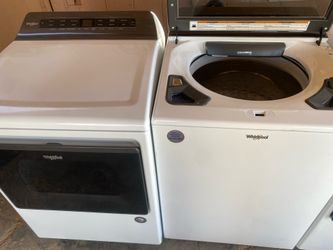 Top loader Washer and dryer electric