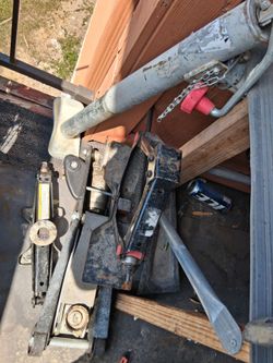 Floor Jack and Trailer hitch