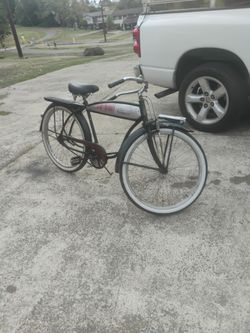 Original 1940s Roadmaster bike 500 or best offer working condition rideable