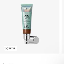 Matte Foundation SPF 40