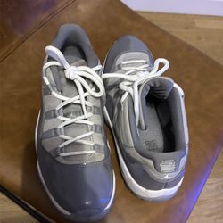Jordan 11 Cool Grey low Size 11
