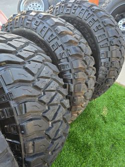 MIKEY THOMPSON 33X12.50R15 (5SET ) PRECIO 550