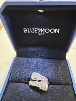 10kt Cross Ring Real Diamonds