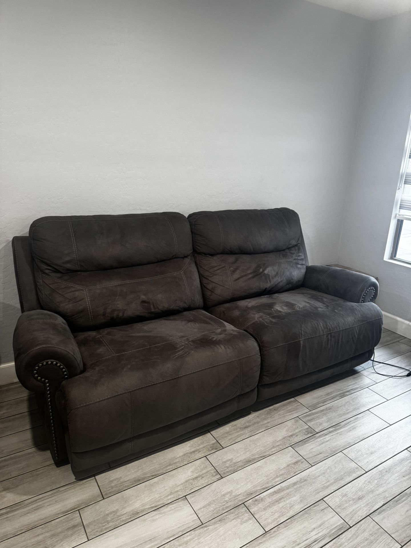 Electric Recliner Sofa Set