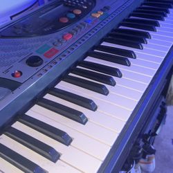 Yamaha Keyboard 