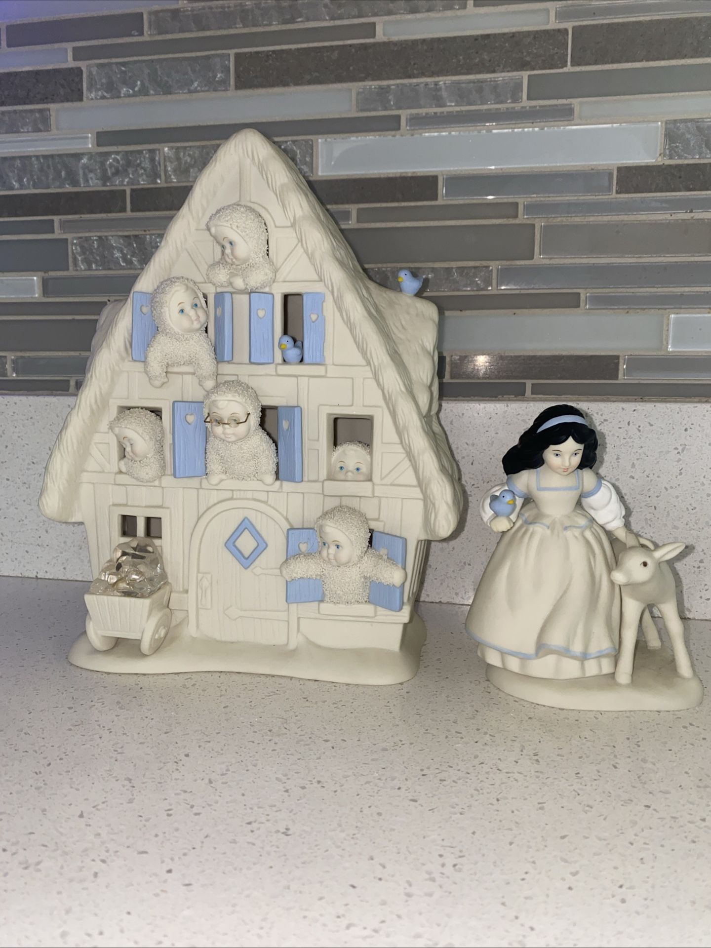 Department 56 Snow White and the Seven Dwarfs Snowbabies Disney
