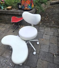 Meditation ergonomic chair