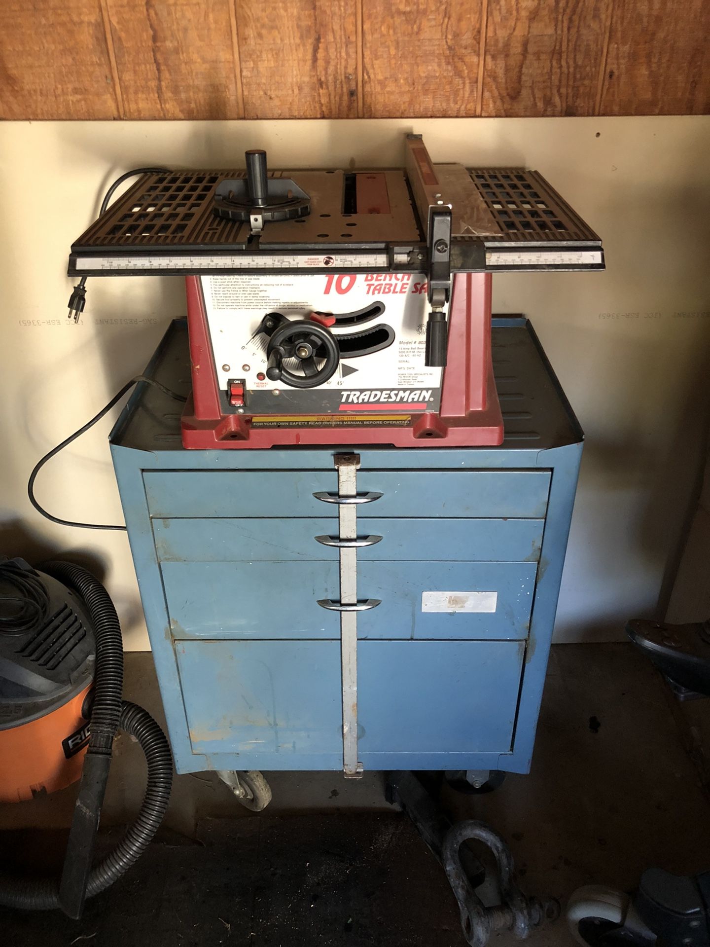 Table Saw With Tool Chest