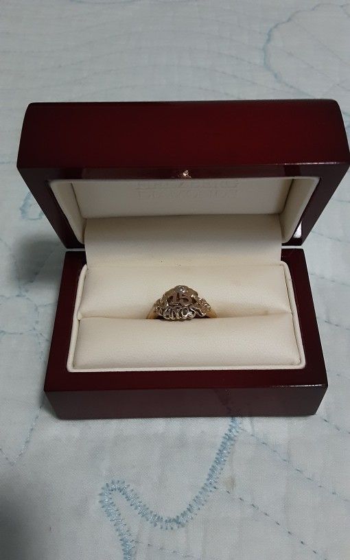 14KT GOLD DIAMOND QUINCEAÑERA RING