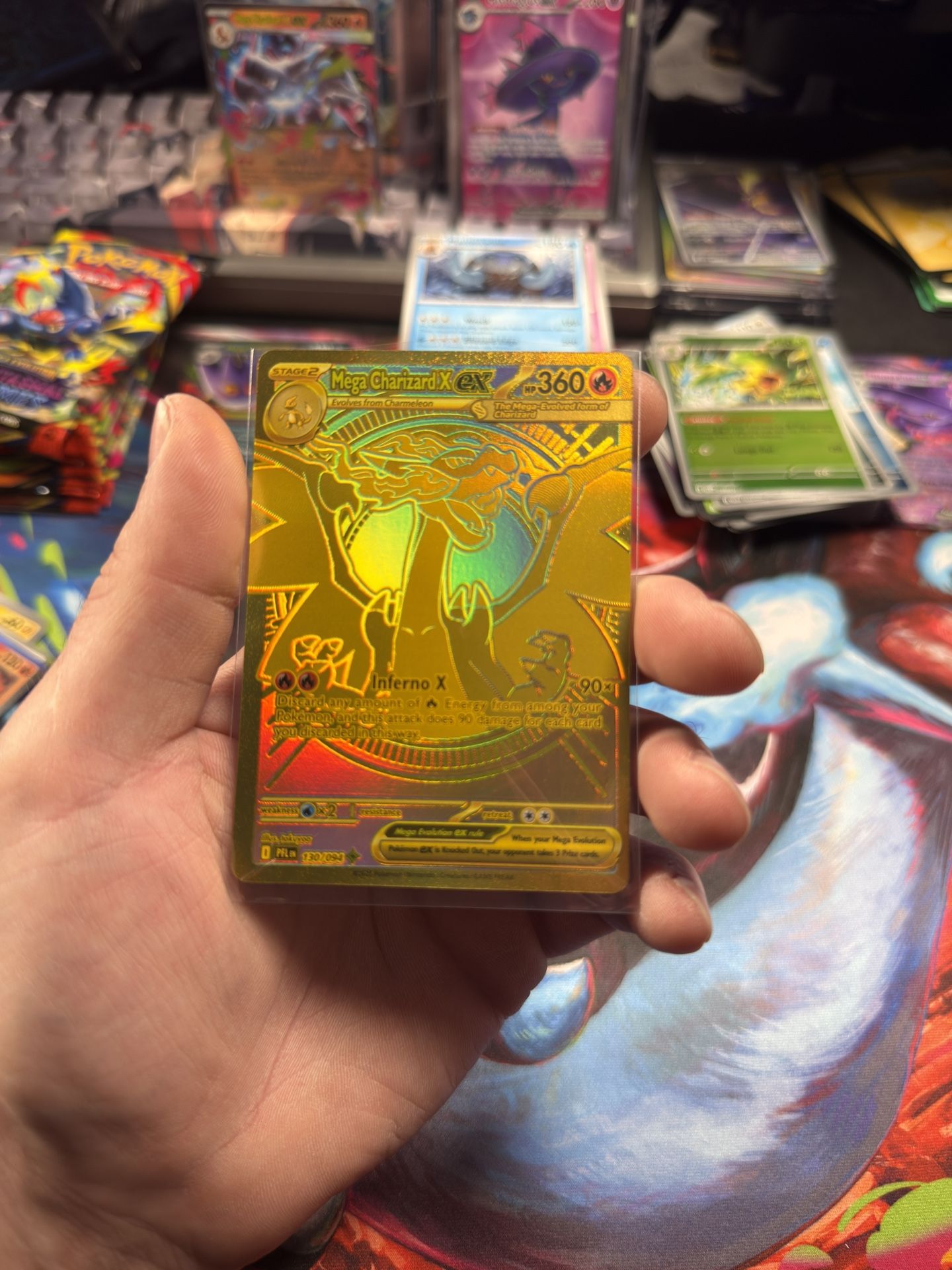 Gold HYPERRARE Charizard