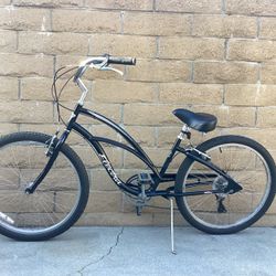 ELECTRA 7 SPEED CRUISER BIKE
