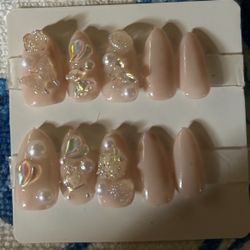 Creamy Beige Gel Nails