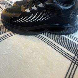 Men Sneakers Size 11.5
