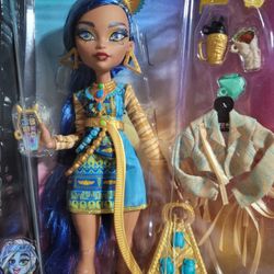 Bratz Doll CLEO