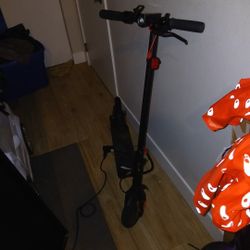 Electric Scooter And Charger!