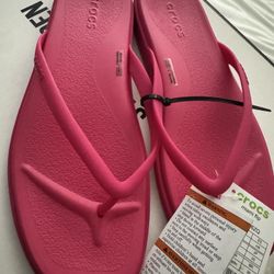 Cross Flip Flops Women Size 9
