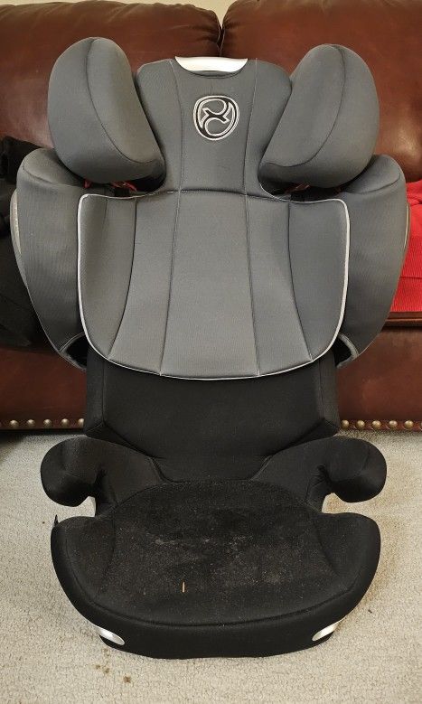 Cybex Platinum Solution Q2 ( Used One Year )