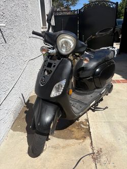 SYM Scooter – Fixer / Project – Make Offer