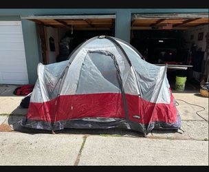 6 person Coleman tent