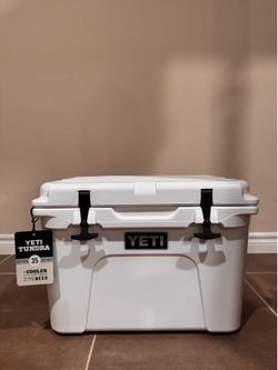 YETI TUNDRA Cooler