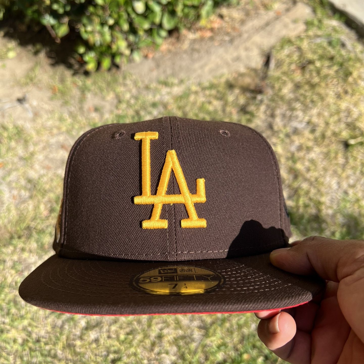 New Era Los Angeles Dodgers 59Fifty With Side Patch 7 1/4 for Sale in  Hawthorne, CA - OfferUp