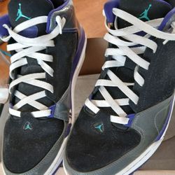 Like New JORDAN'S  11.5