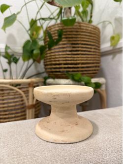 Hearth and Hand by Magnolia Piller Holder