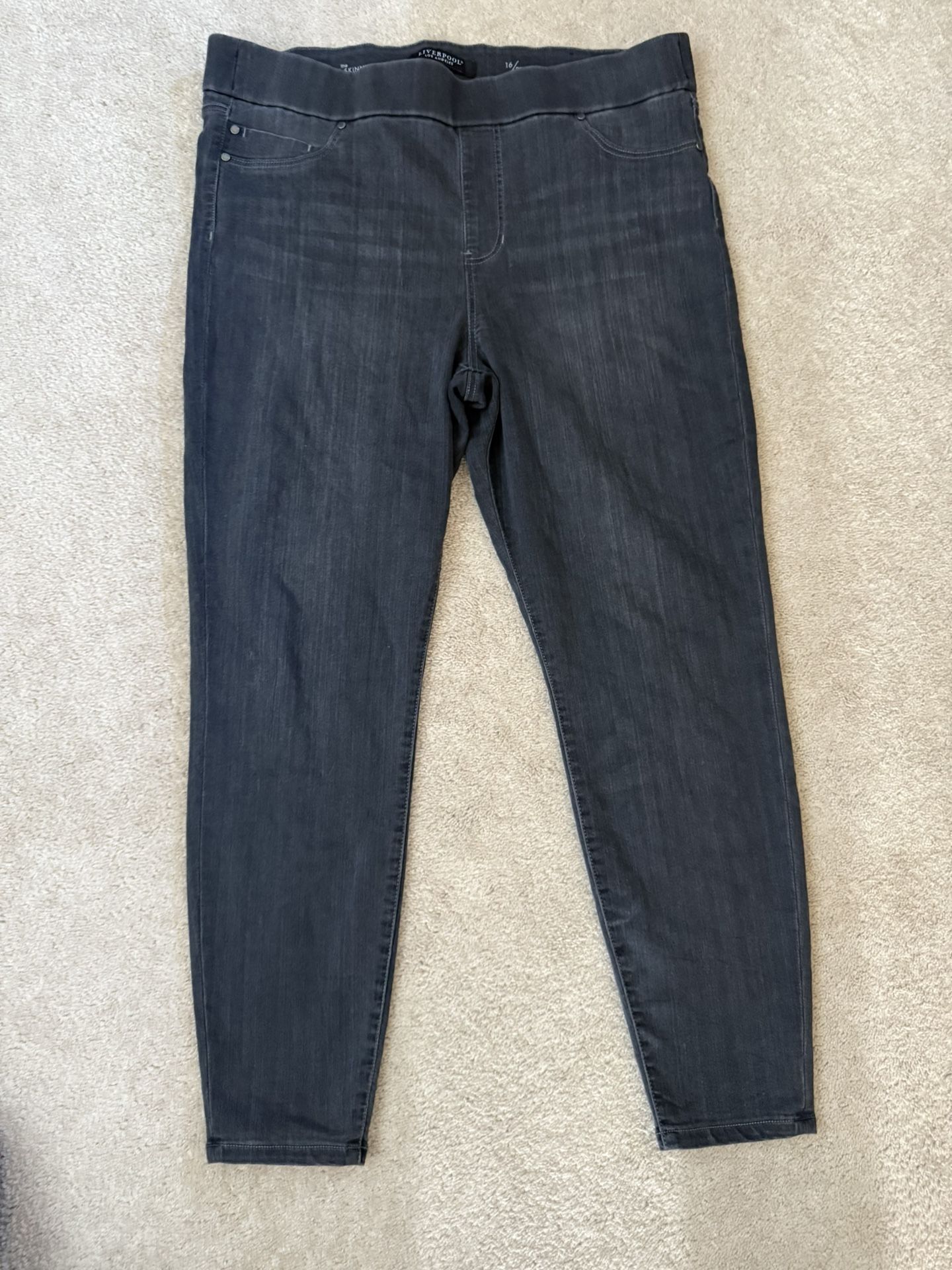 Dark wash ankle skinny jeans with stretchy waistband size 14/16 pull on