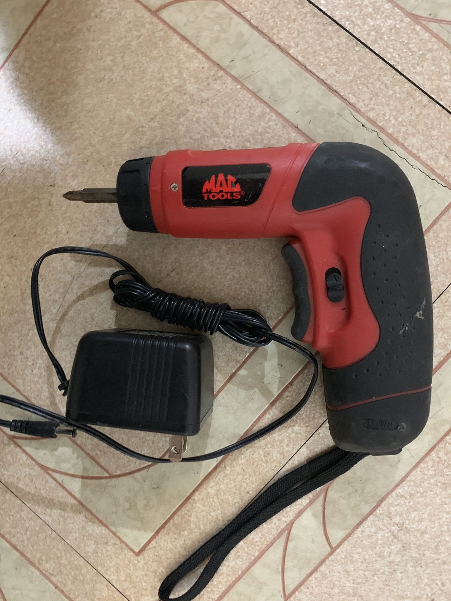 MAC Tools CDS200 1/4" Cordless Screwdriver, Good Working Condition