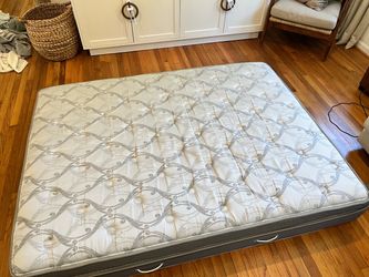 Queen bed