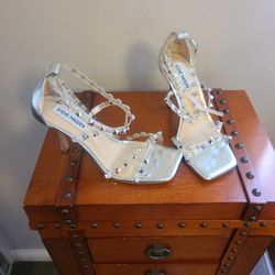 Brand New Steve Madden Shoes. Size 7