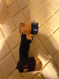 20 v flash light dewalt