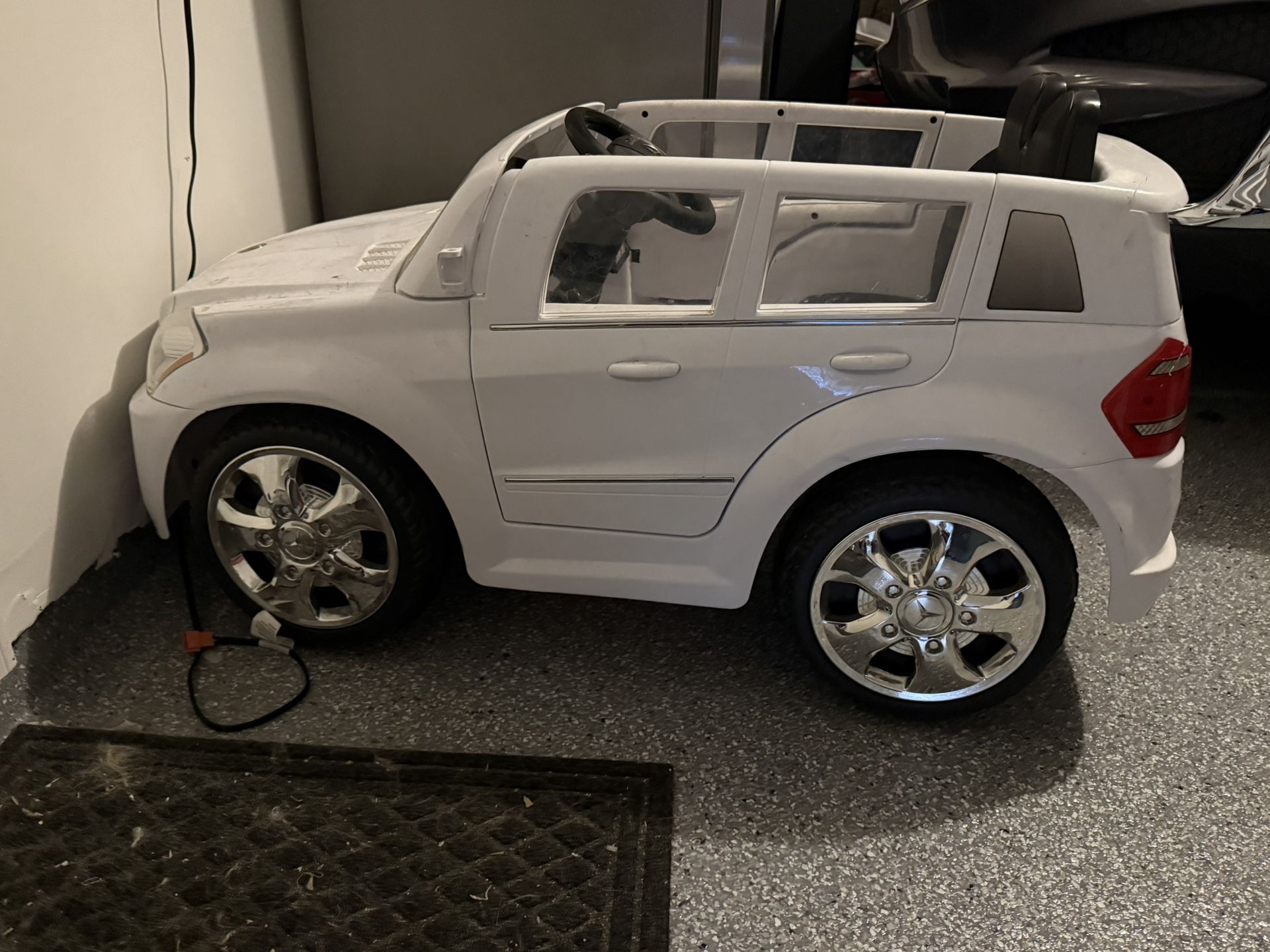 Kids Electric Mercedes 