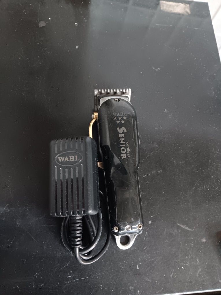 Wahl Senior Cordless Barber Clippers