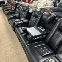 Power theater Electric Reclining Couch! 