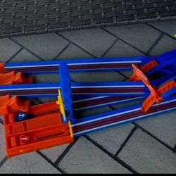 Hot Wheels Track