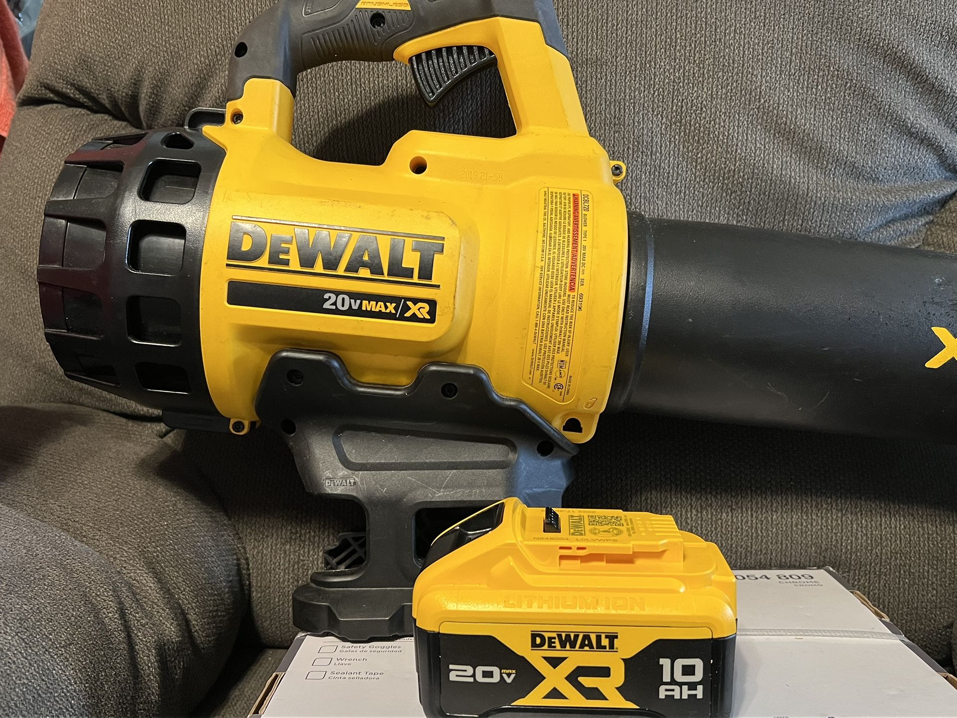 Dewalt Leaf Blower 