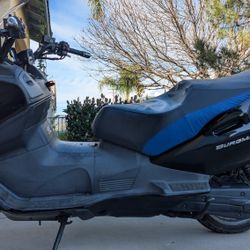 2008 Suzuki Burgman 650 Executive 