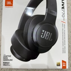JBL Live 770NC Headphones