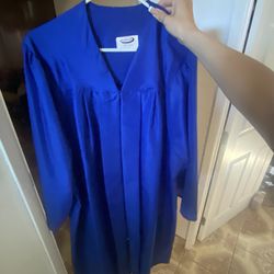 Graduation gown 