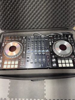Pioneer DJ DDJ-SZ2