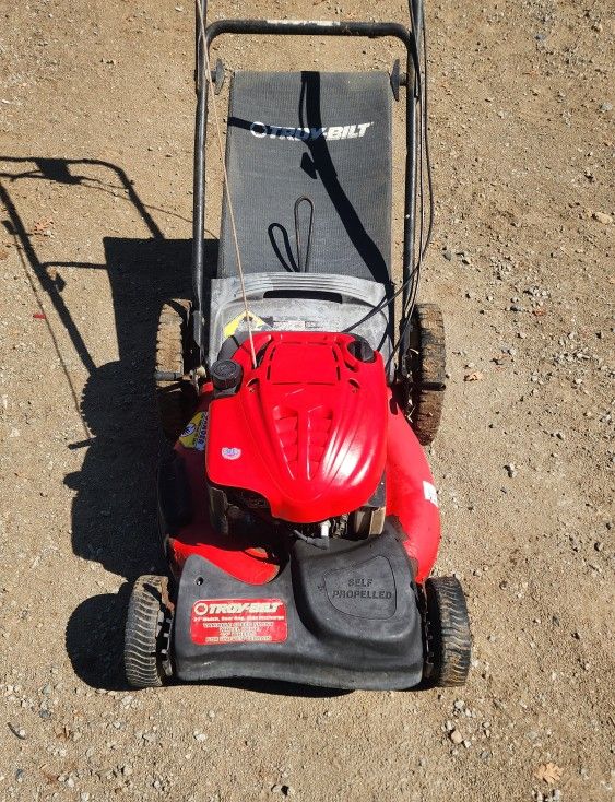 Troy Bilt Self Propelled Gas Lawn Mower
