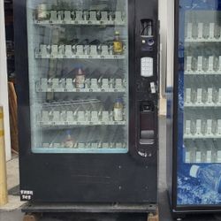 Soda Glass Front Machine