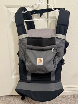 Ergobaby Performance Baby Carrier With Infant Insert