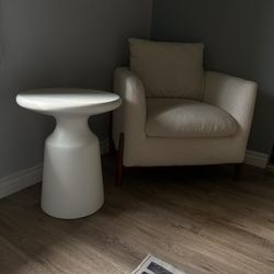 Side Table / Night Stand
