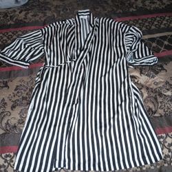 Women's Forever21 Robe (L)