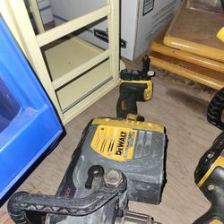 Dewalt Drill 64 V 